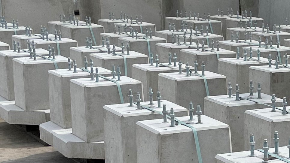 Fondation préfabriquée en béton pour les bornes de recharge "ePole" "ePole Duo", par ex. de Innogy, Compleo, EON)